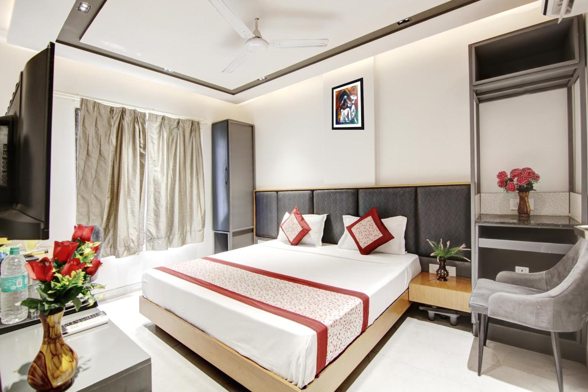 Applewood Palace - Near Delhi International Airport With - Free Airport Drop 3* New Delhi