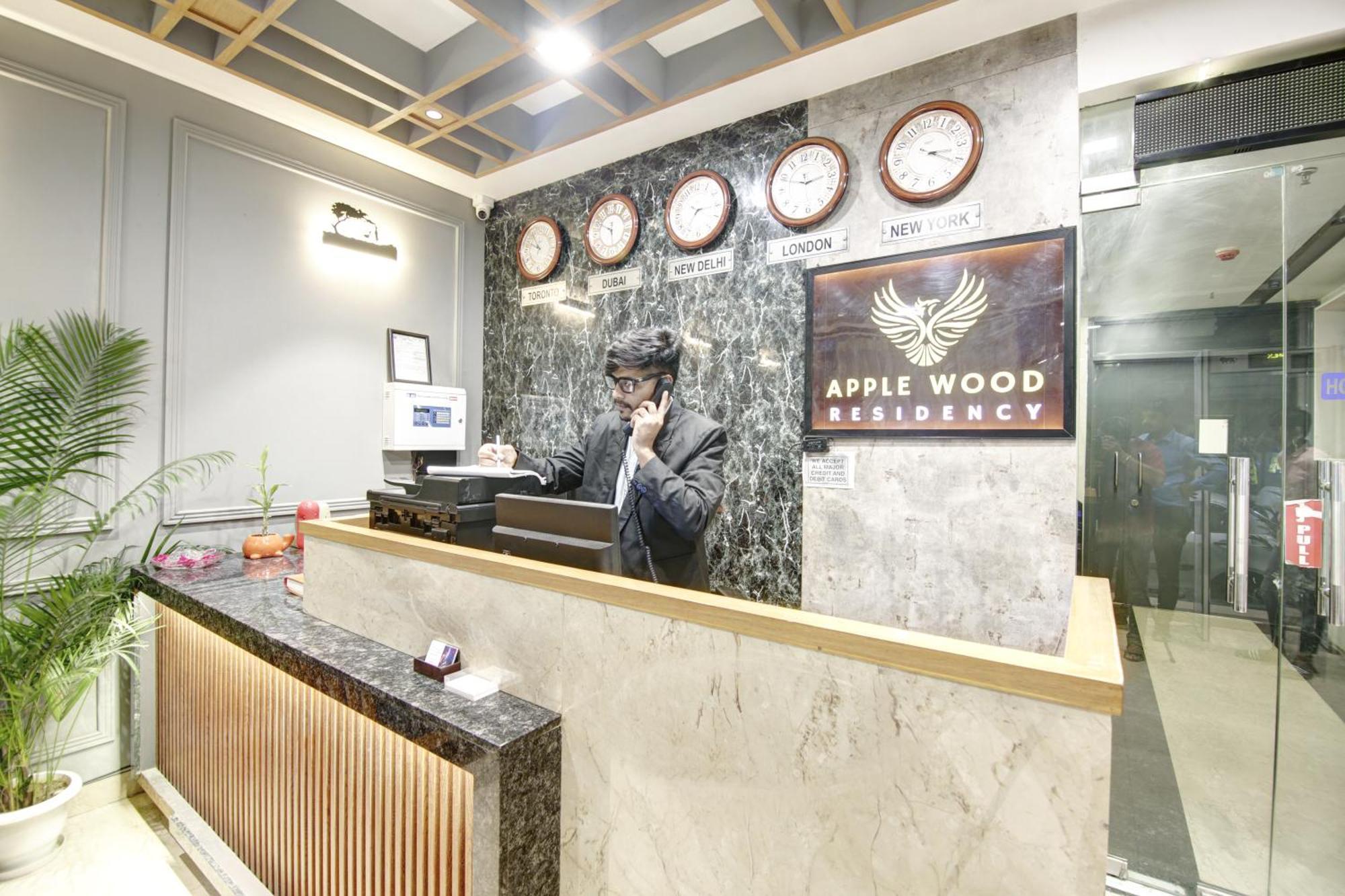 Applewood Palace - Near Delhi International Airport With - Free Airport Drop 3* New Delhi